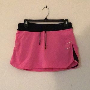 Pink Nike dry-fit mini athletic skirt
